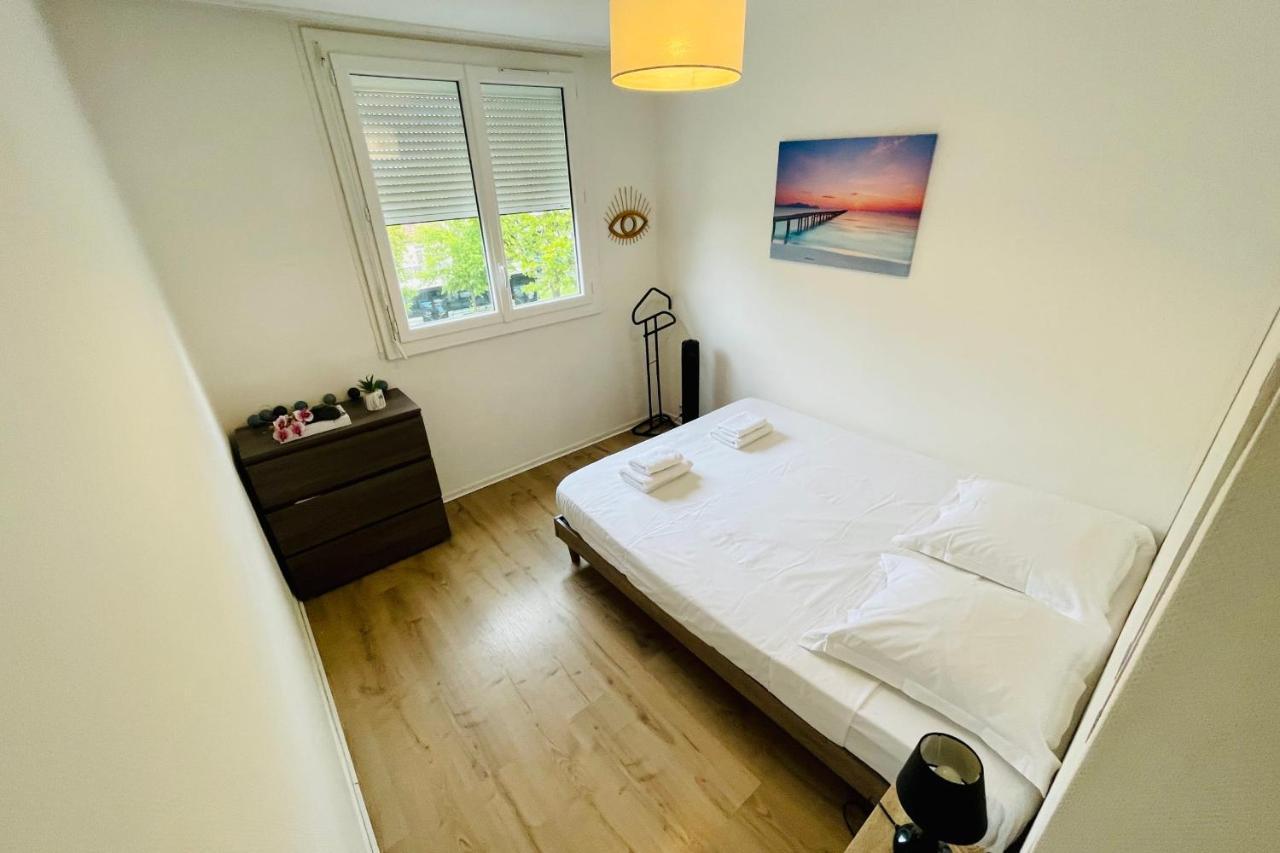 Luminous Apartment With Parking Near The City Center Cenon Buitenkant foto