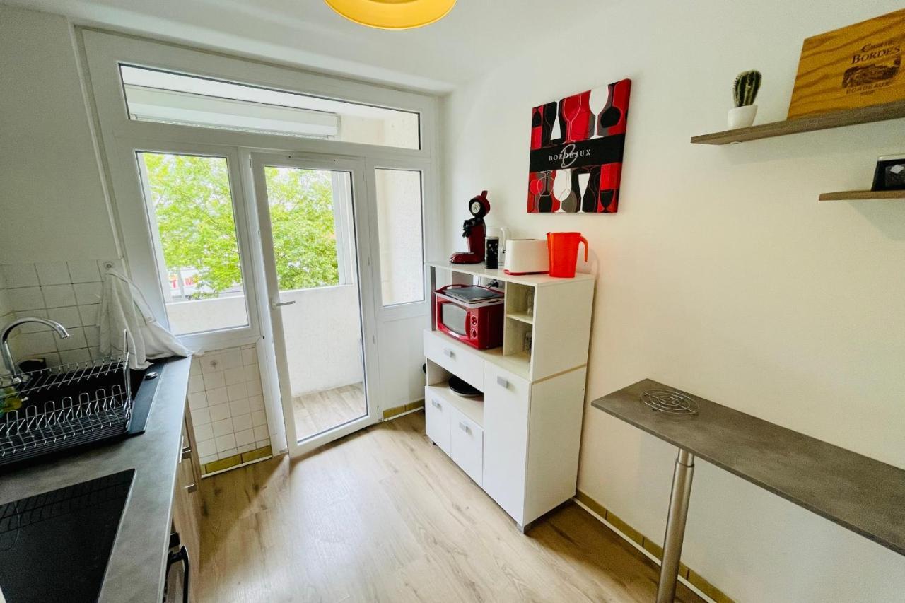 Luminous Apartment With Parking Near The City Center Cenon Buitenkant foto