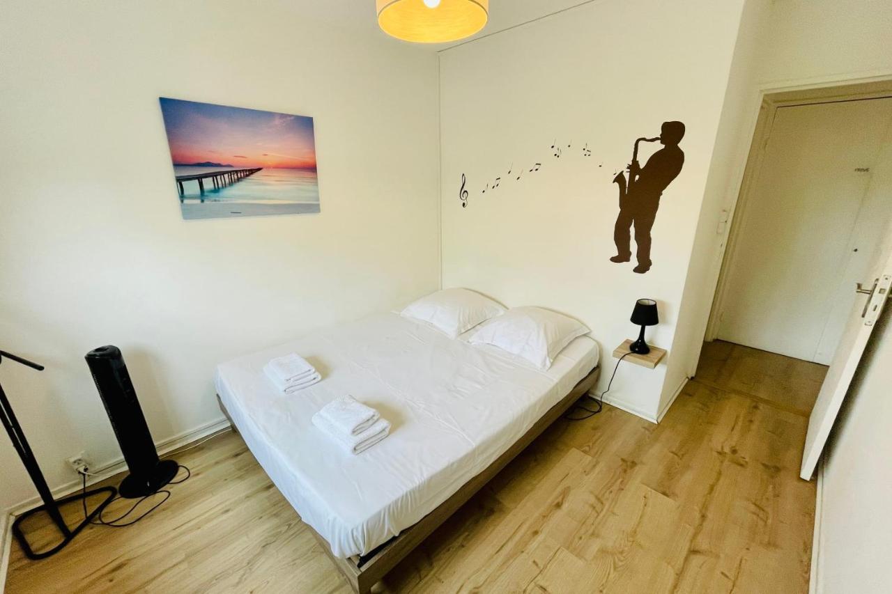 Luminous Apartment With Parking Near The City Center Cenon Buitenkant foto